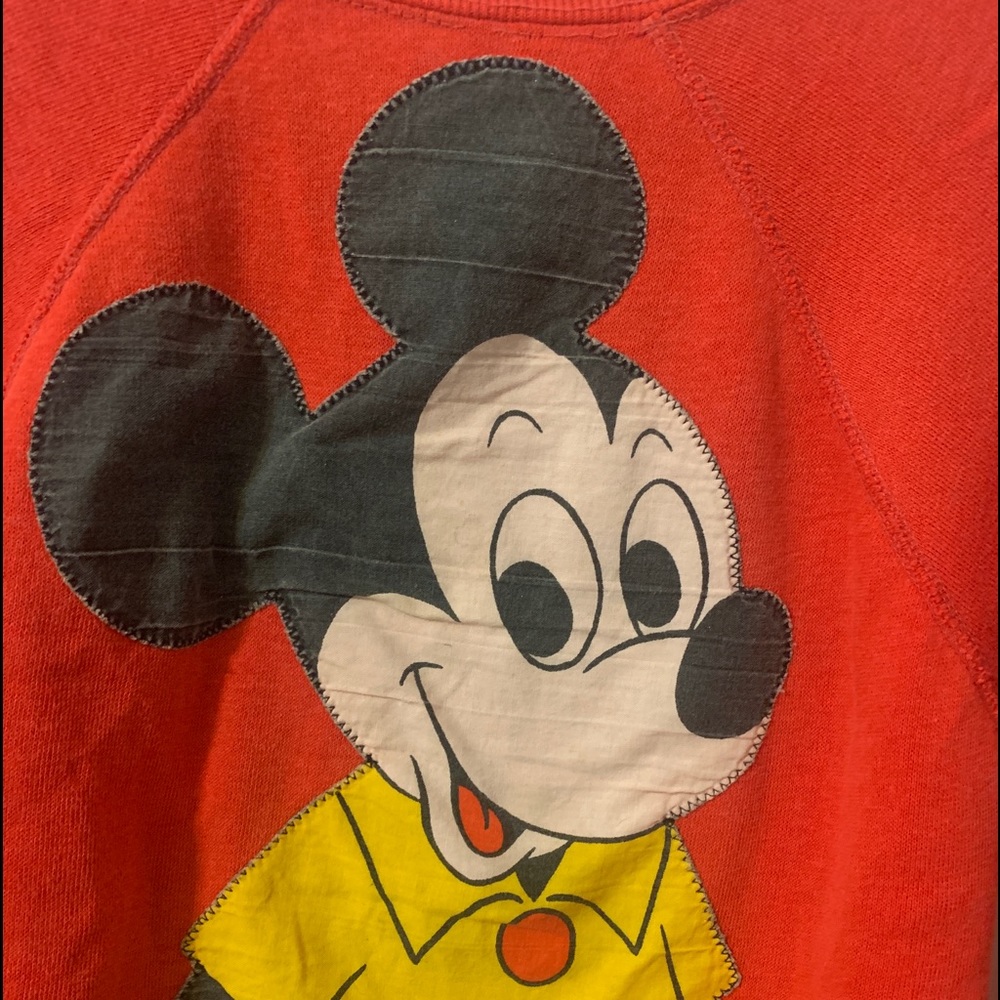 Mickey Mouse Sweater vintage 83/84 logo. Used.